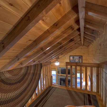 Knotty Pines Pet-Friendly Gas Fireplace Plus A Firepit Cherry Log Zewnętrze zdjęcie