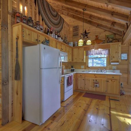 Knotty Pines Pet-Friendly Gas Fireplace Plus A Firepit Cherry Log Zewnętrze zdjęcie
