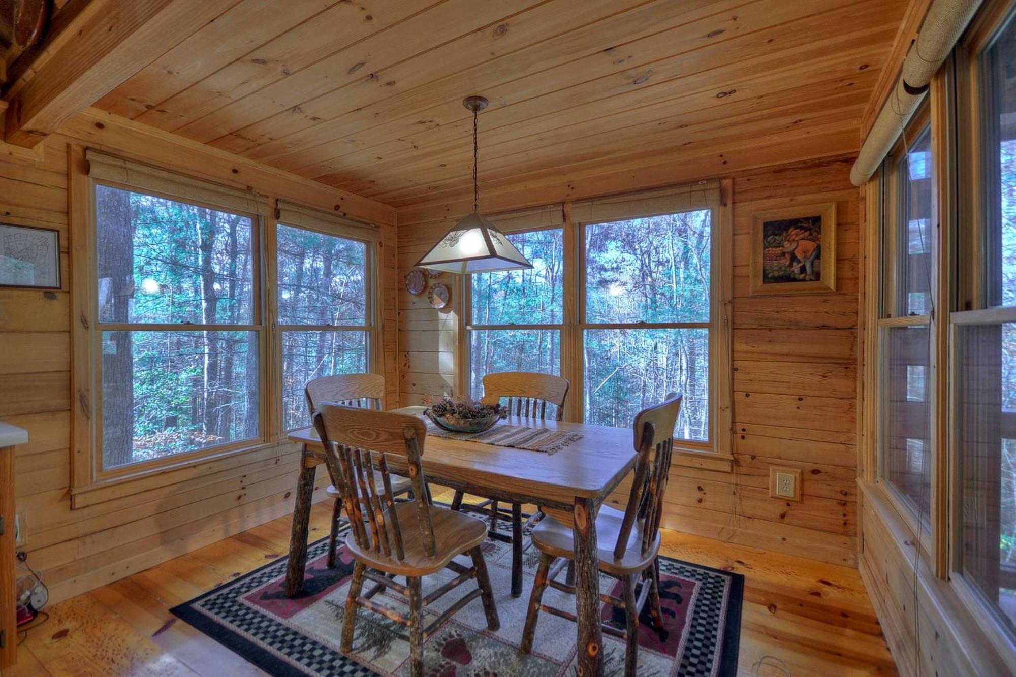 Knotty Pines Pet-Friendly Gas Fireplace Plus A Firepit Cherry Log Zewnętrze zdjęcie